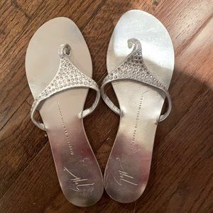 Giuseppe zanotti silver sandals sz 38